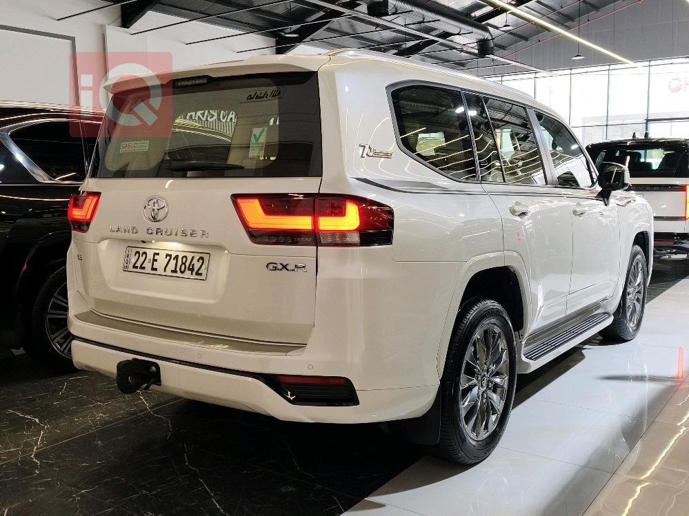 تويوتا لاندكروزر